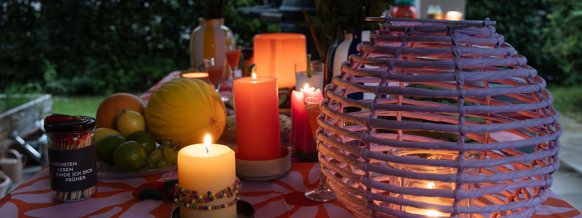 Kerzen Kerzenhalter Verkaufsgeschäft -Andrea House Store laterne papaya lila viva la vela s 8525